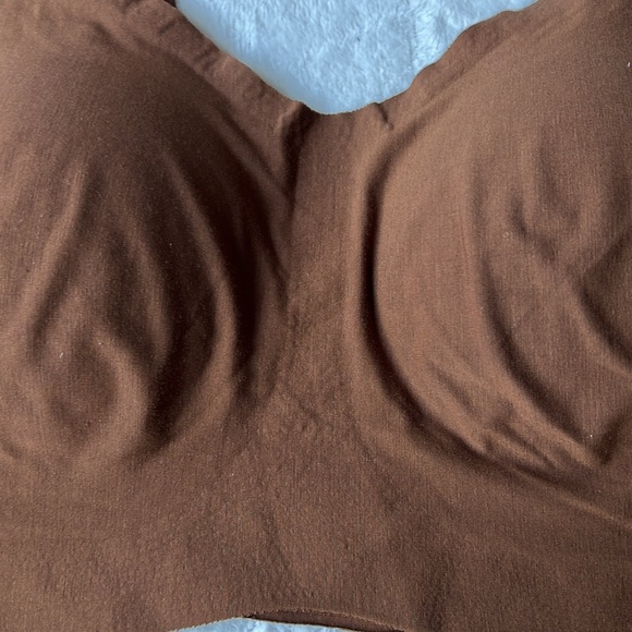 Commando Classic Comfy Scoop Neck Stretch Bra - Picture 5 of 10